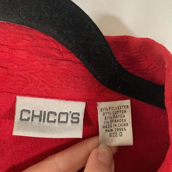 Chico's Jacket Women's 0 Small Red Floral 3 Button Front Long Sleeve - Picture 2 of 7